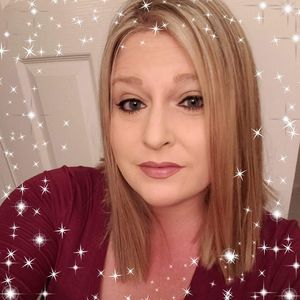 Meet your Posher, Suzanne